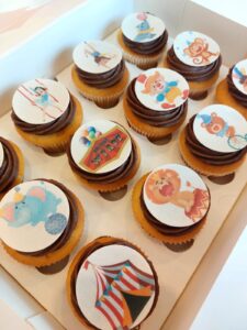 cupcakes réalisés par les Bonheurs de Sophie