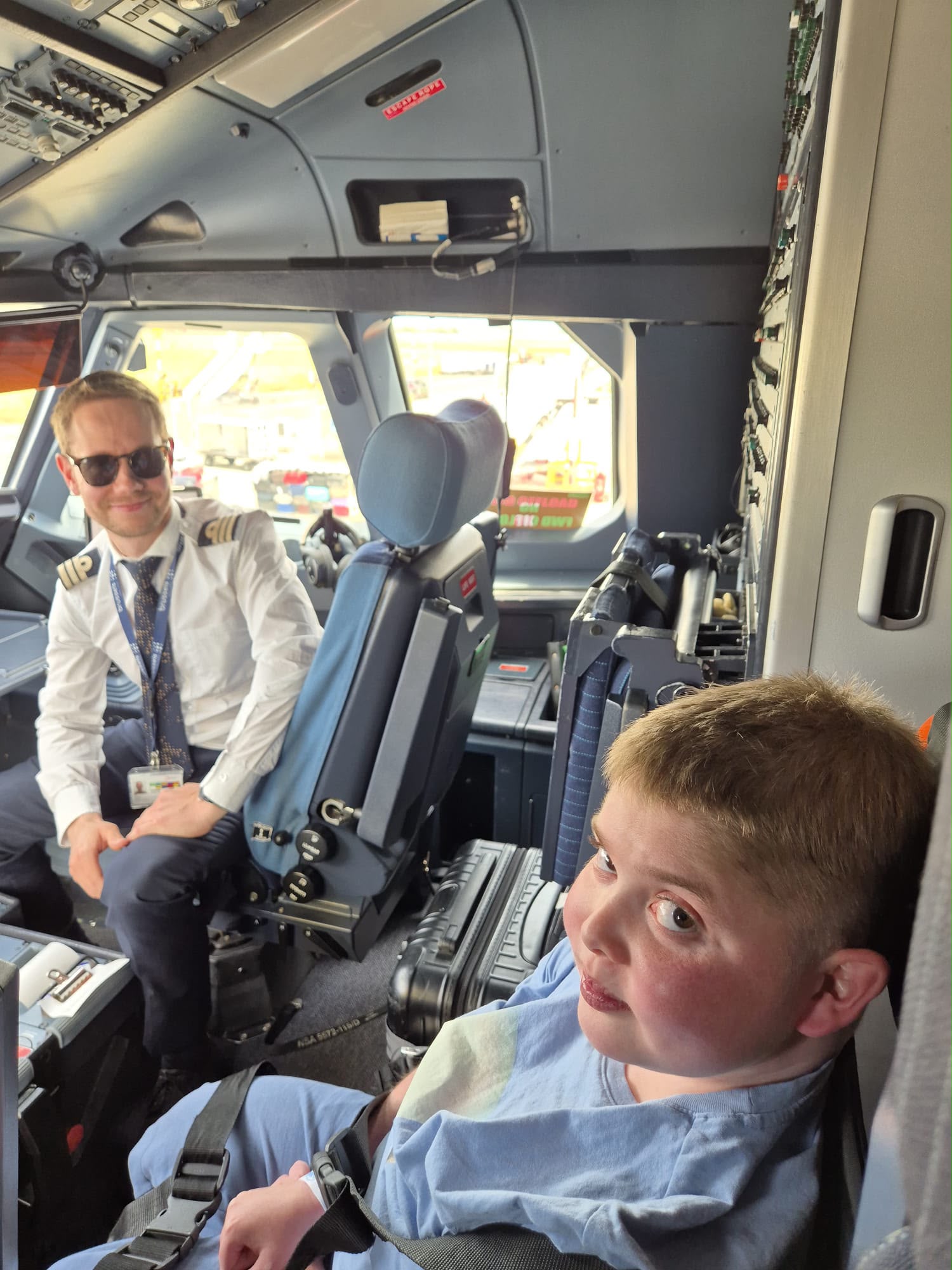 Nicolas dans l'avion